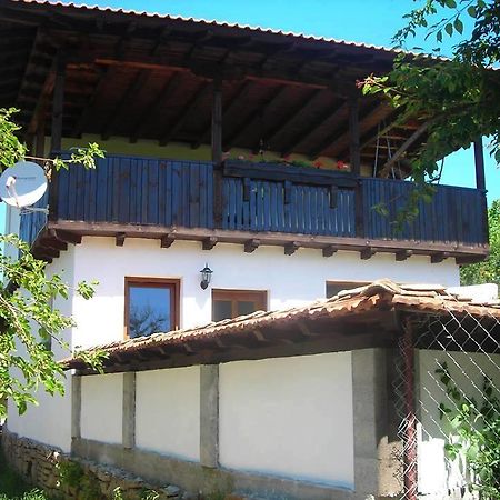 Guest House Yana Tŭrkasheni 외부 사진
